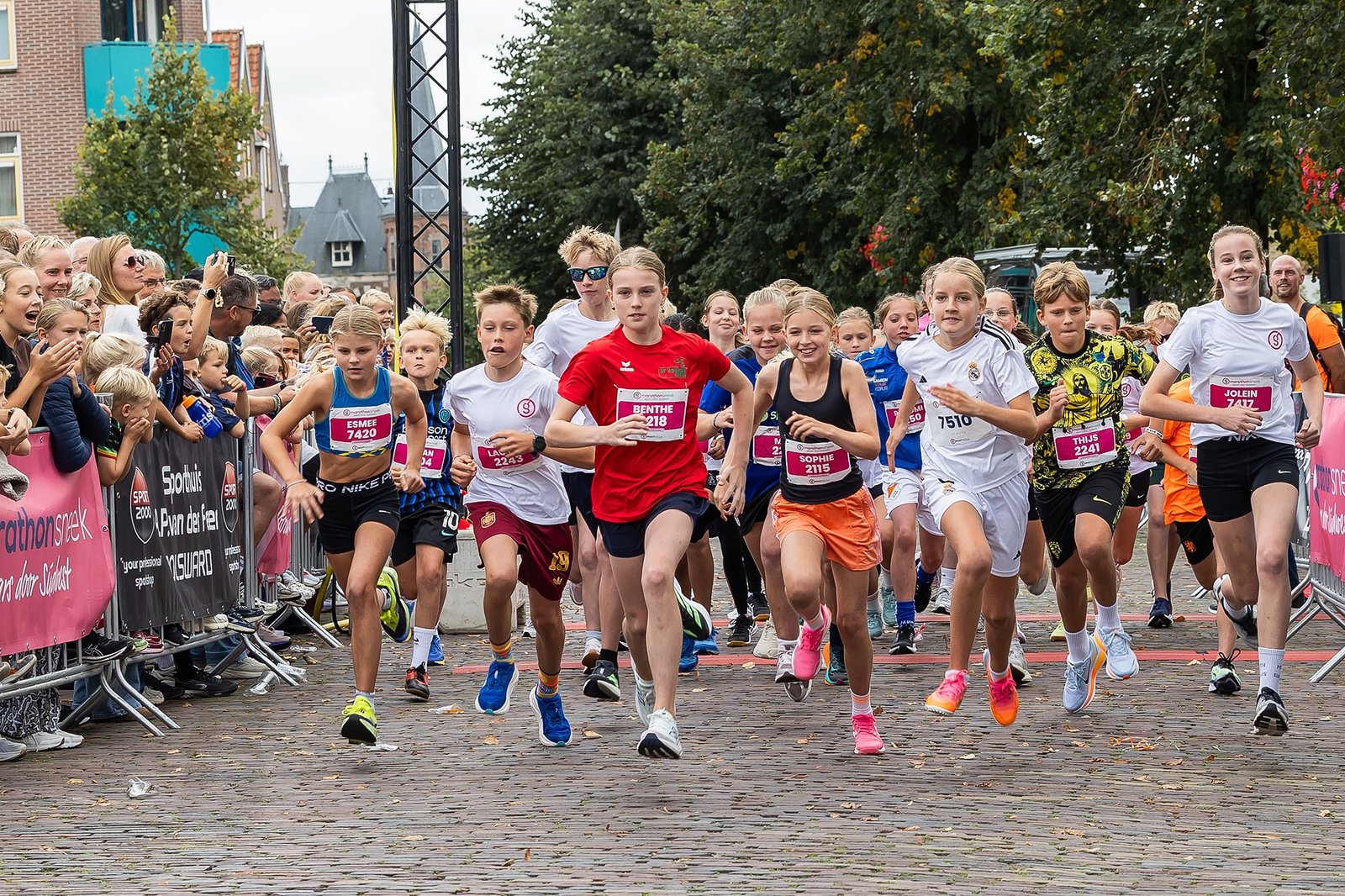 Kidsrun tijdens Marathon Sneek 2026